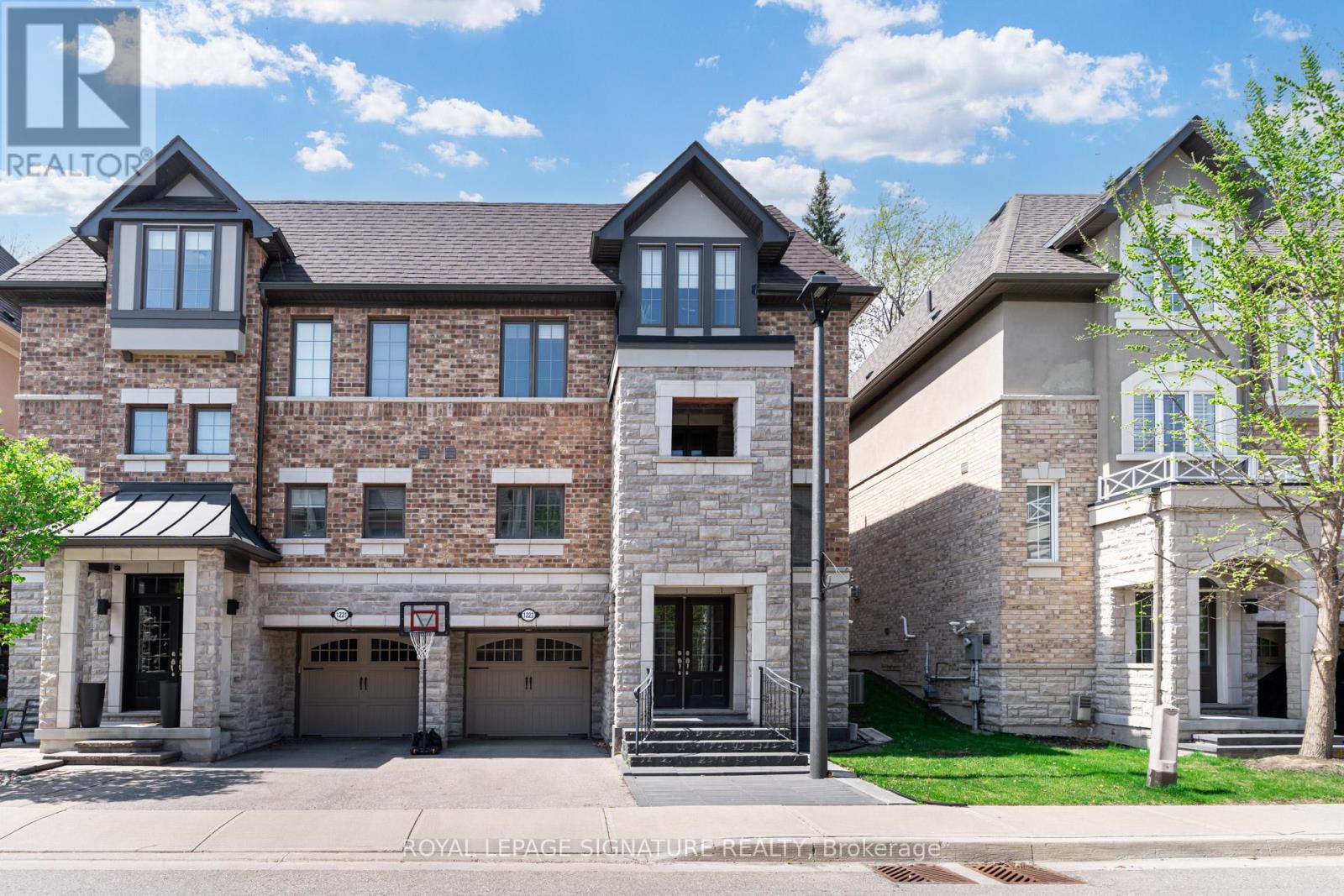 Property image for 1223 AZINGER LANE|Mississauga (Lakeview), Ontario L5E0A7