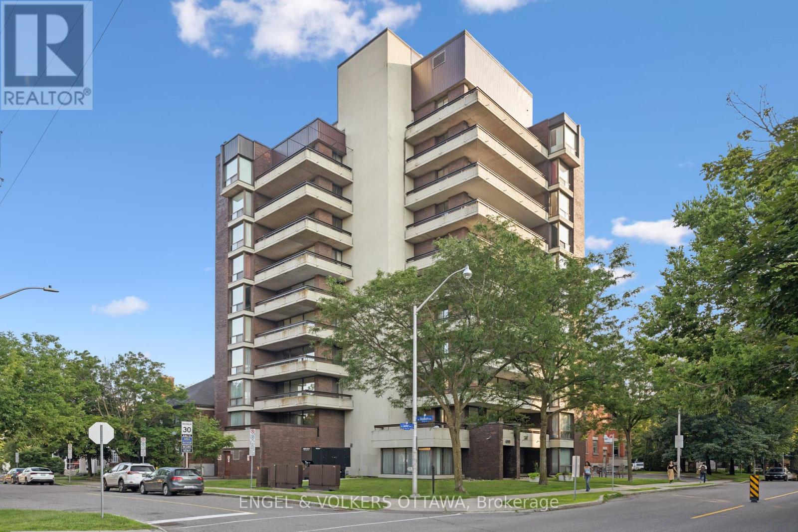 8A - 400 LAURIER AVENUE E|Ottawa, Ontario K1N8Y2