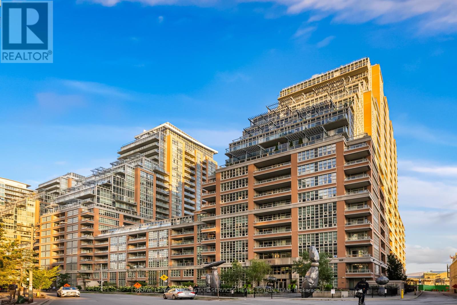 1303 - 85 EAST LIBERTY STREET|Toronto (Niagara), Ontario M6K3R4