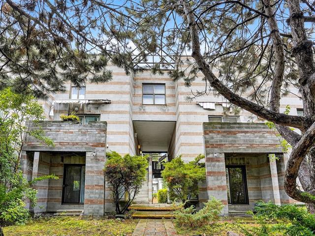 Property image for 2365 Rue Quesnel|#3|Montréal (Le Sud-Ouest), Quebec H3J2R2