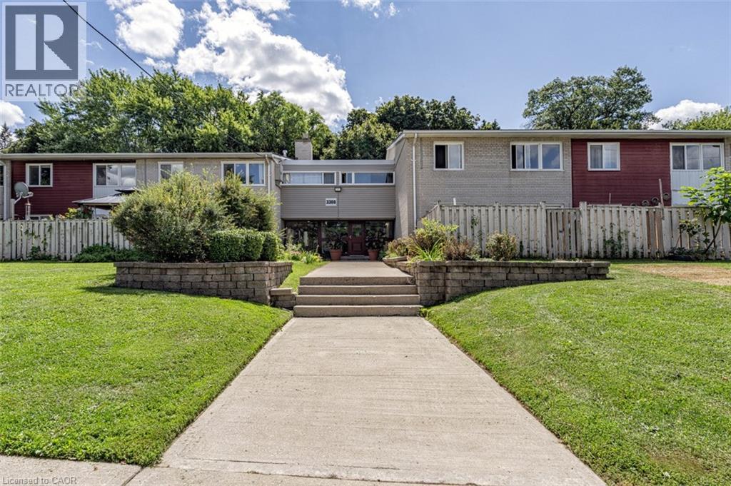 3308 THE CREDIT WOODLANDS Unit# 20|Mississauga, Ontario L5C2J8