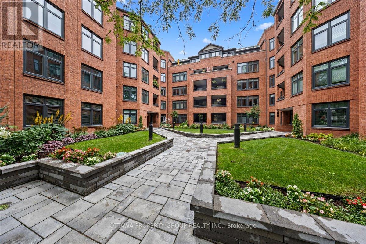 Property image for 402 - 215 SOMERSET STREET W|Ottawa, Ontario K2P0J1