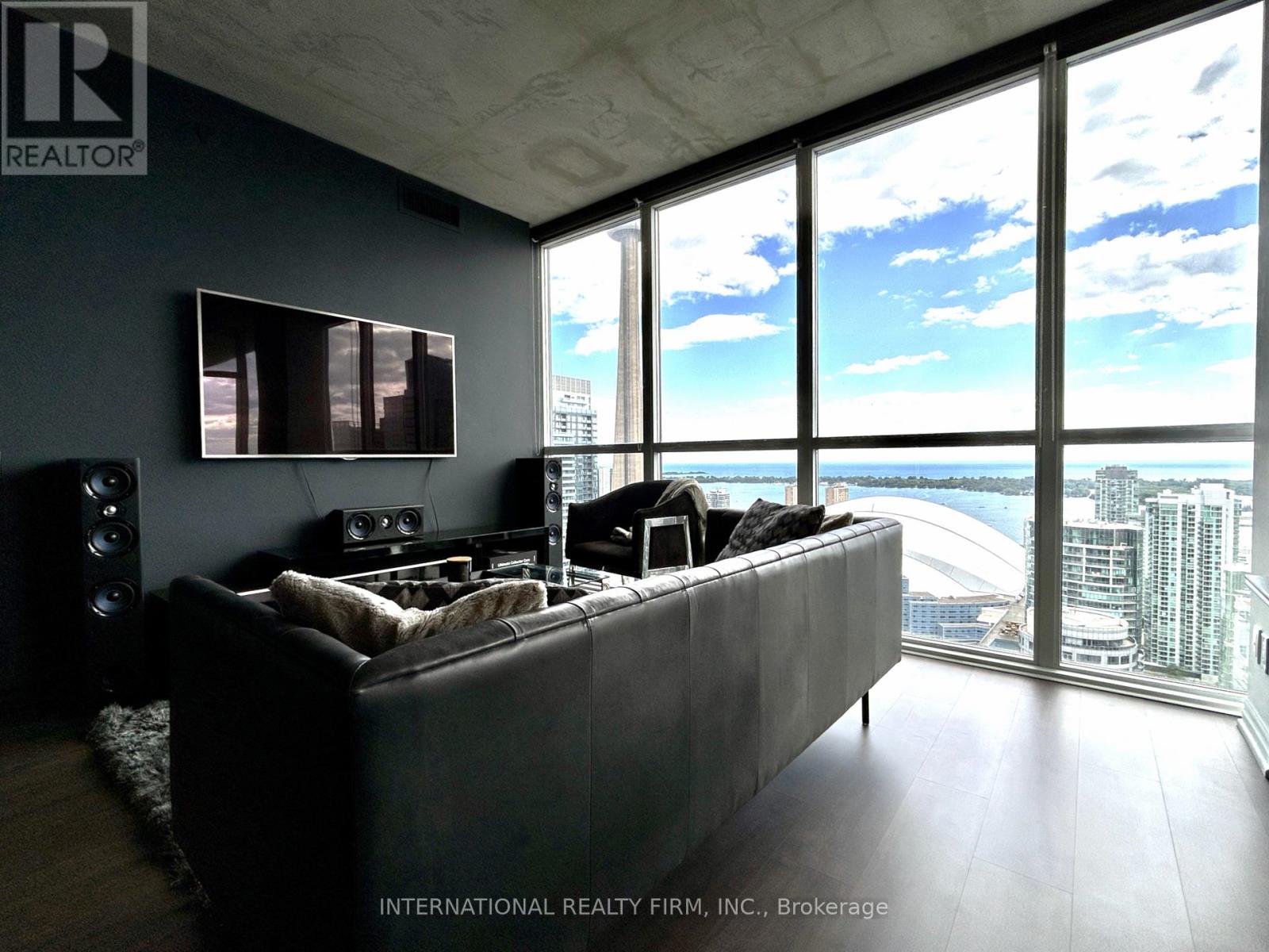 3804 - 88 BLUE JAYS WAY|Toronto (Waterfront Communities), Ontario M5V0L7