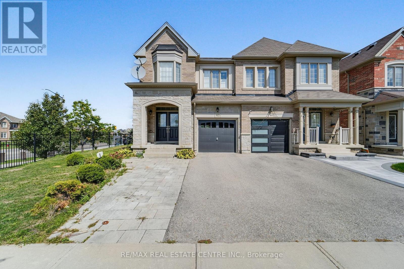42 ANDRETTI CRESCENT|Brampton (Credit Valley), Ontario L6X5G6