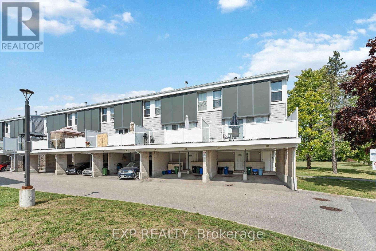 181 - 825 CAHILL DRIVE W|Ottawa, Ontario K1V9N8