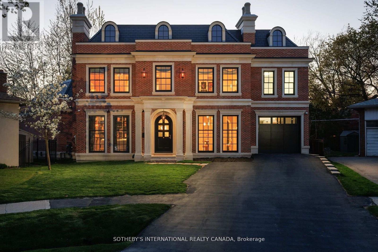 Property image for 153 PERRY CRESCENT|Toronto (Princess-Rosethorn), Ontario M9A1K8