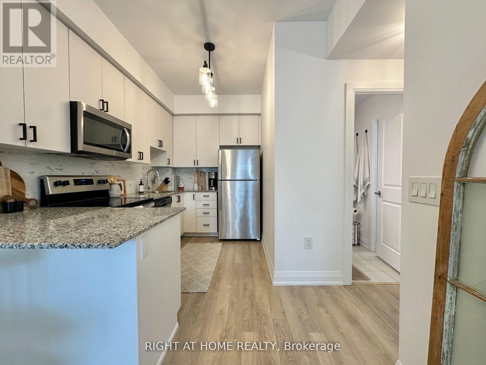 Property image for C801 - 5299 HWY 7 HIGHWAY|Vaughan (Vaughan Grove), Ontario L4L0J1