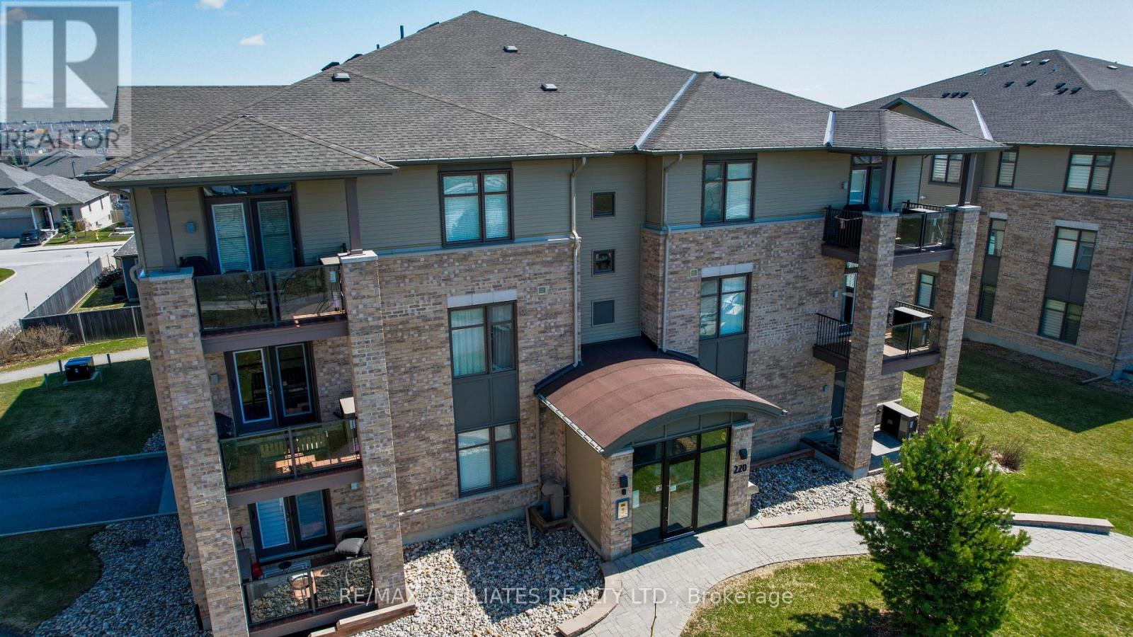 201 - 220 JANKA PRIVATE|Ottawa, Ontario K2V0E6