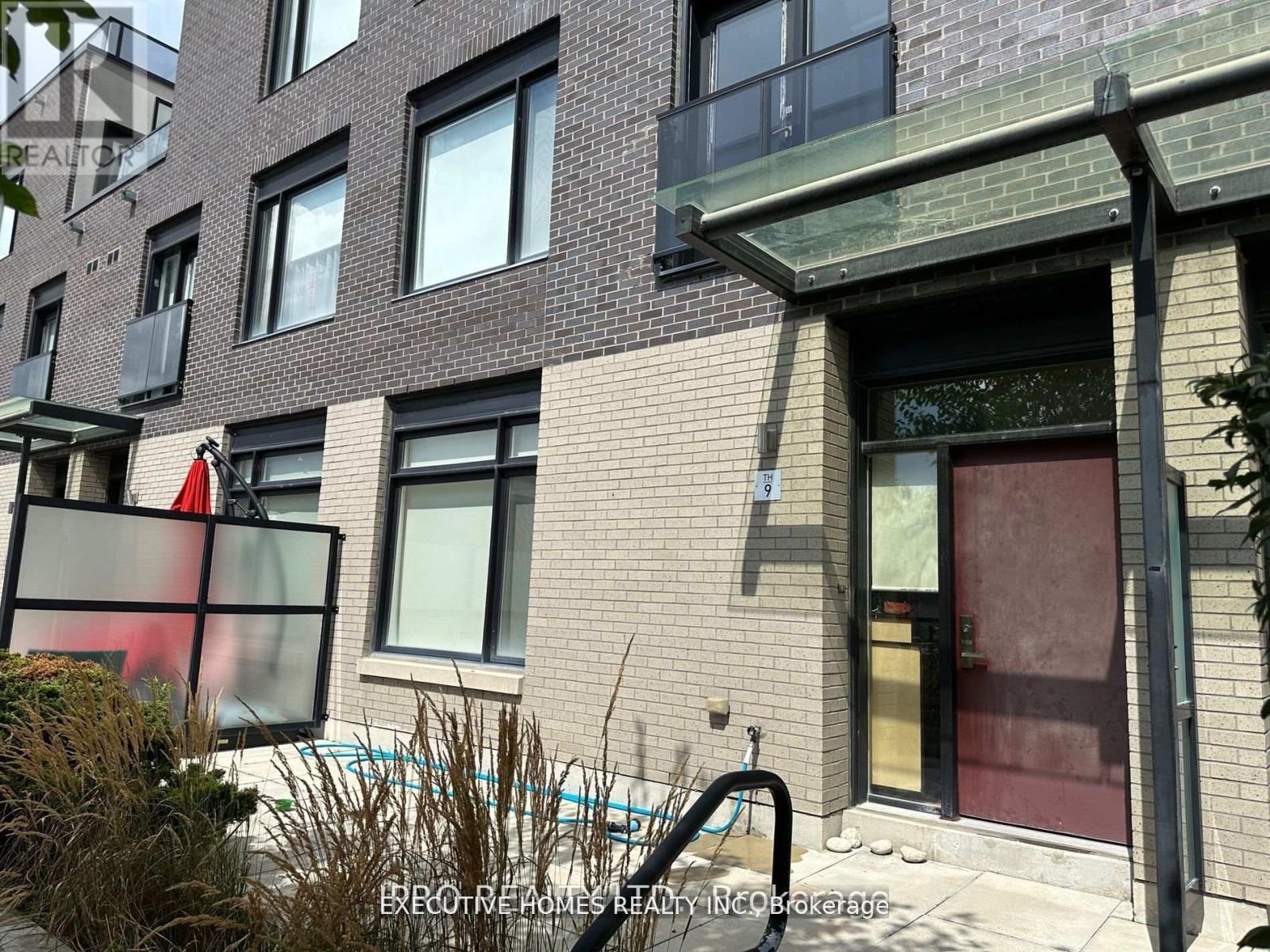 9 - 4020 PARKSIDE VILLAGE DRIVE|Mississauga (City Centre), Ontario L5B0K2