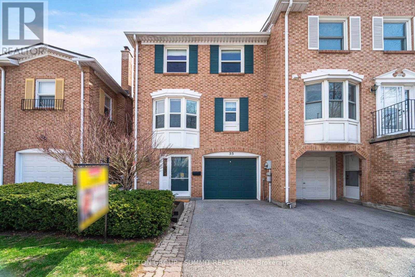 Property image for 55 - 55 CONFEDERATION WAY|Markham (Thornhill), Ontario L3T5R4