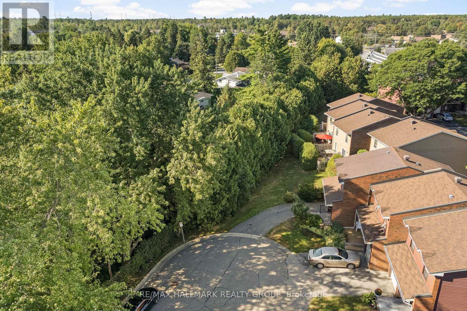 Property image for 26 C ARNOLD DRIVE|Ottawa, Ontario K2H6V9