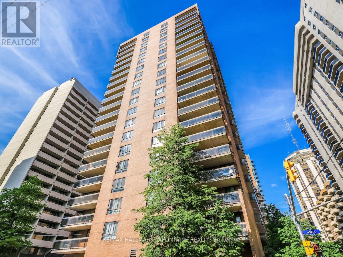 401 - 475 LAURIER AVENUE W|Ottawa, Ontario K1R7X1