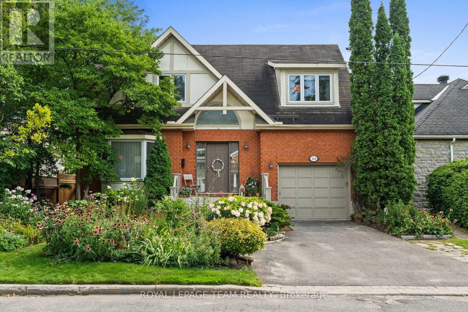 364 AVONDALE AVENUE|Ottawa, Ontario K2A0R6