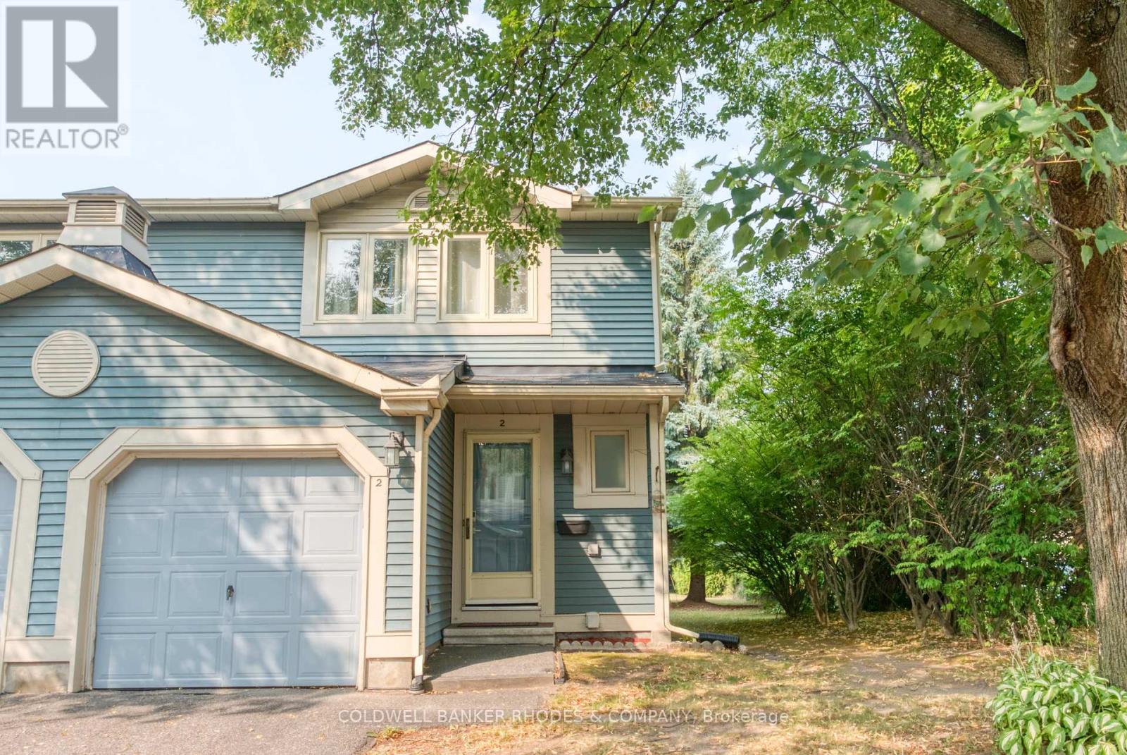 2 SAXTON PRIVATE|Ottawa, Ontario K2H9P2