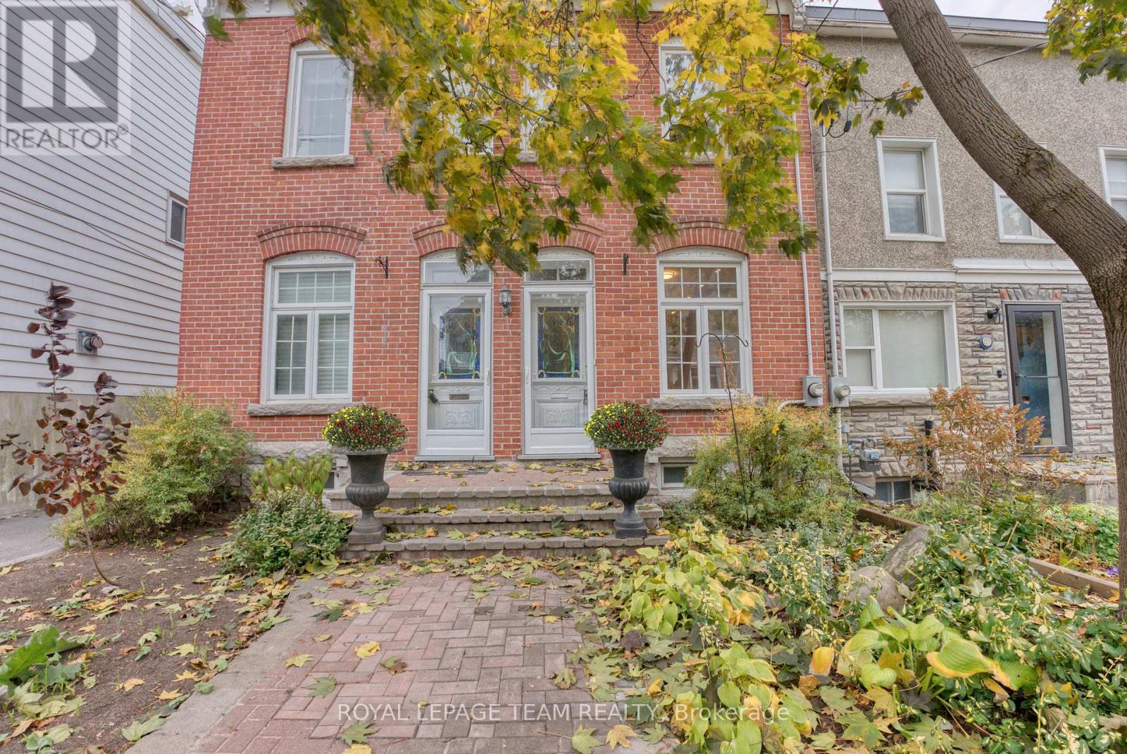 87 GUIGUES AVENUE|Ottawa, Ontario K1N5H8