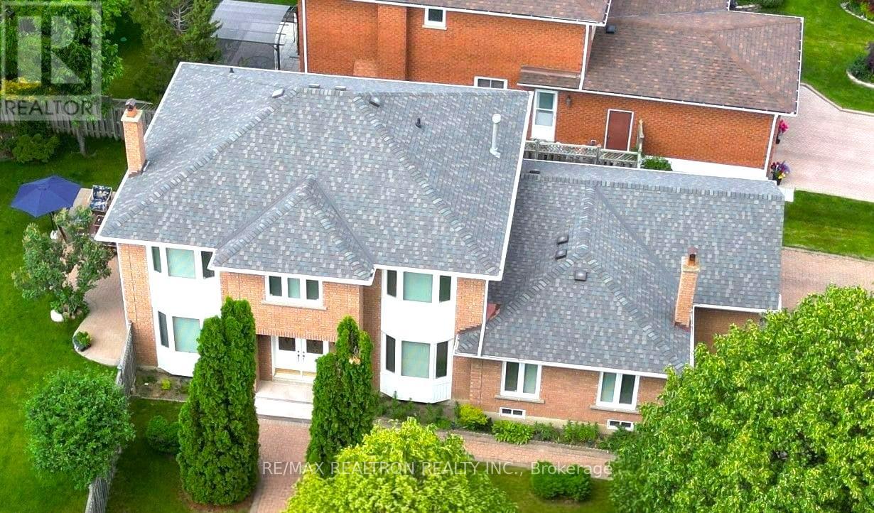 Property image for 2 GLENHURST ROAD|Richmond Hill (Doncrest), Ontario L4B2C9