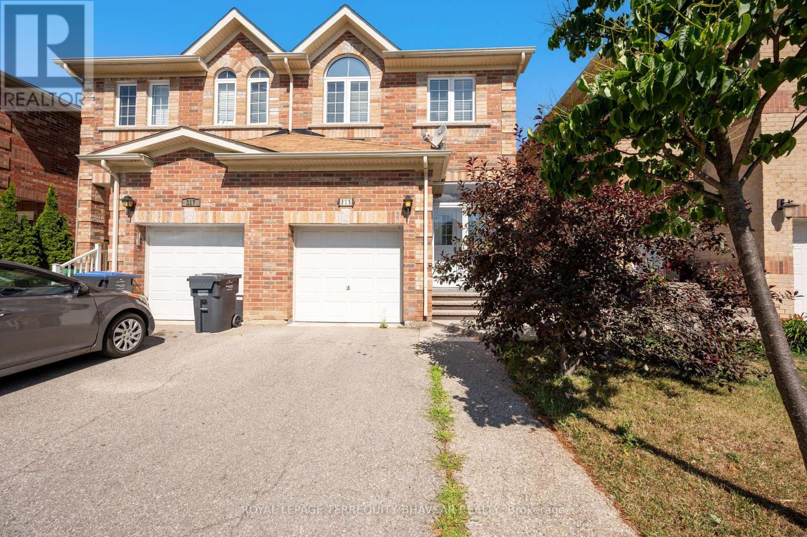 Property image for 315 COMISKEY CRESCENT|Mississauga (Meadowvale Village), Ontario L5W0C5