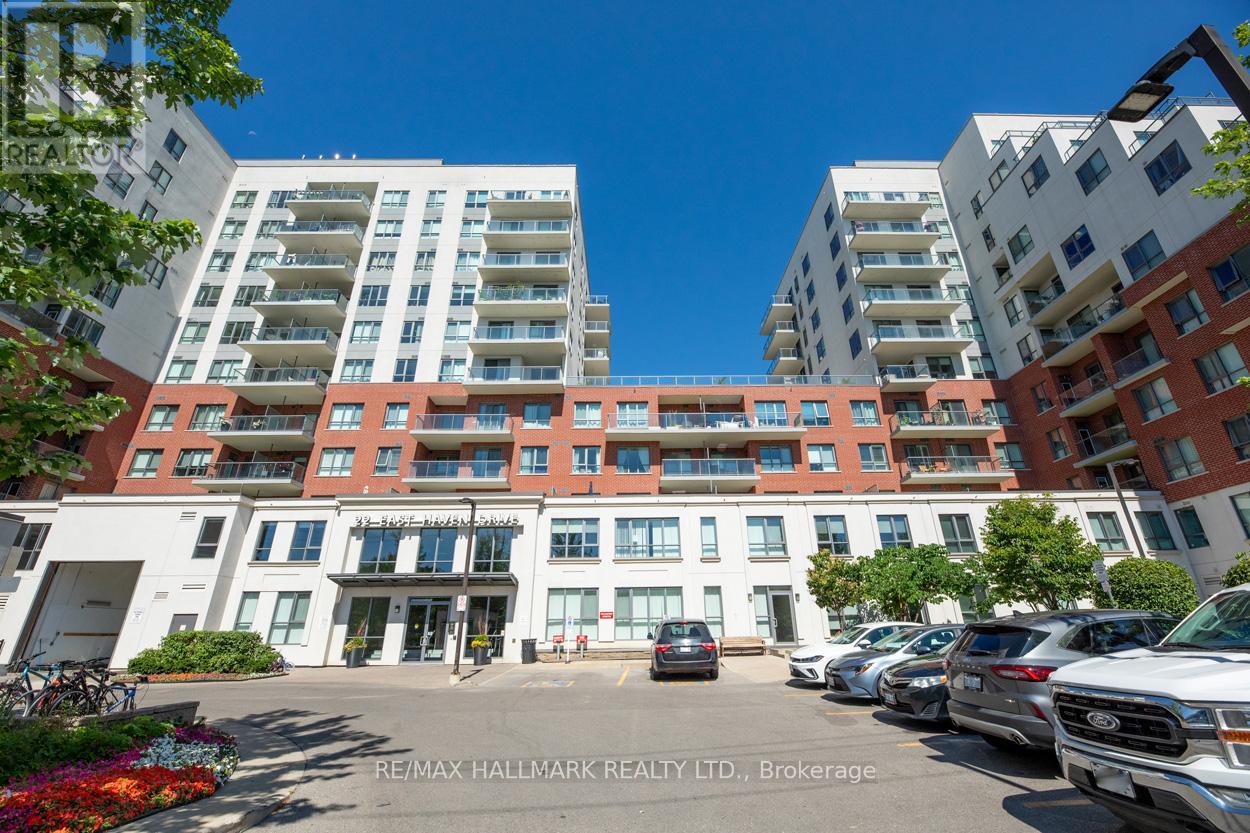 Property image for 818 - 22 EAST HAVEN DRIVE|Toronto (Birchcliffe-Cliffside), Ontario M1N1L9