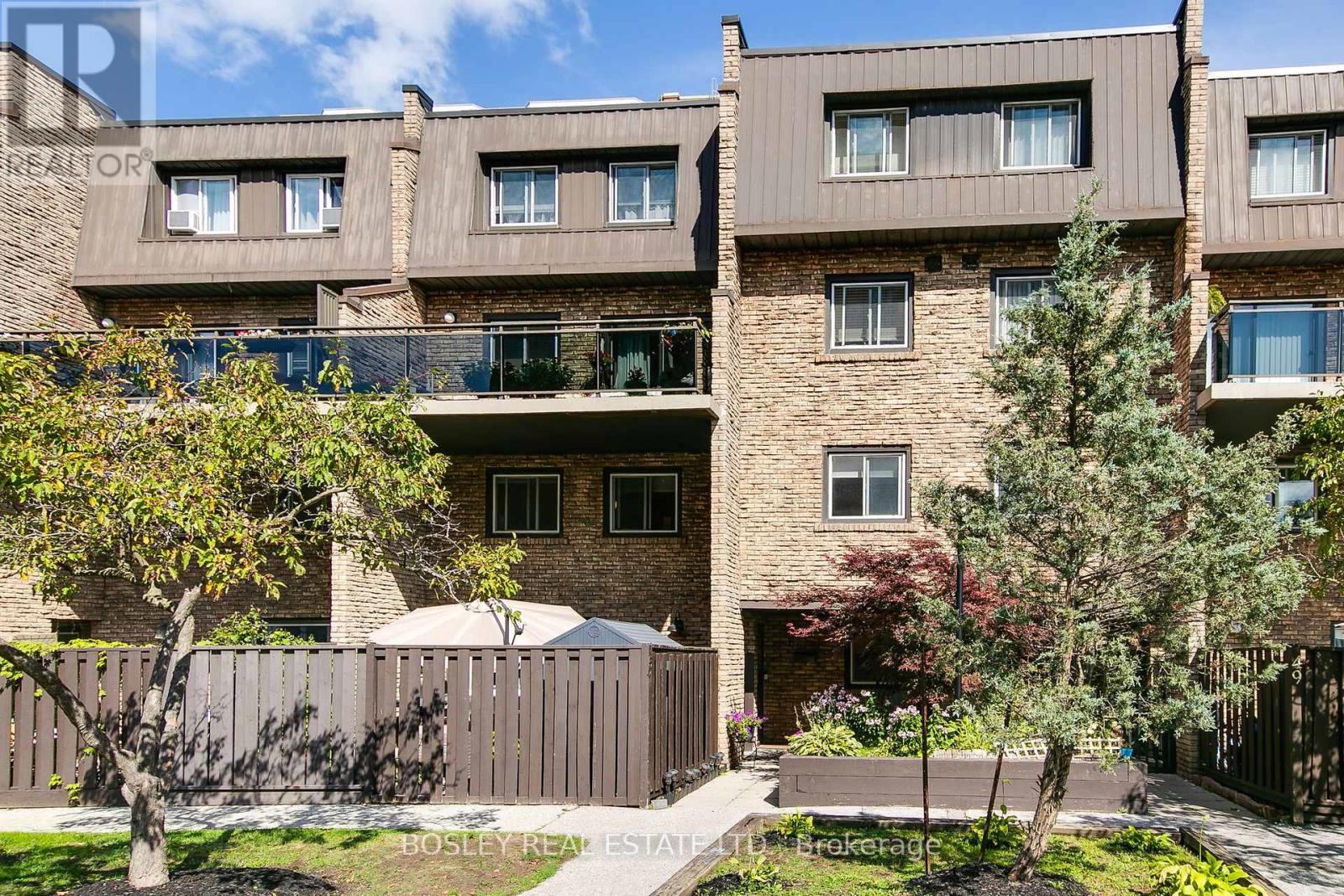 Property image for 51 - 130 LING ROAD|Toronto (West Hill), Ontario M1E4V9