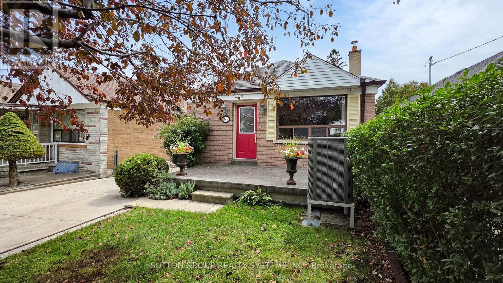 Property image for 129 LONBOROUGH AVENUE|Toronto (Beechborough-Greenbrook), Ontario M6M1X9