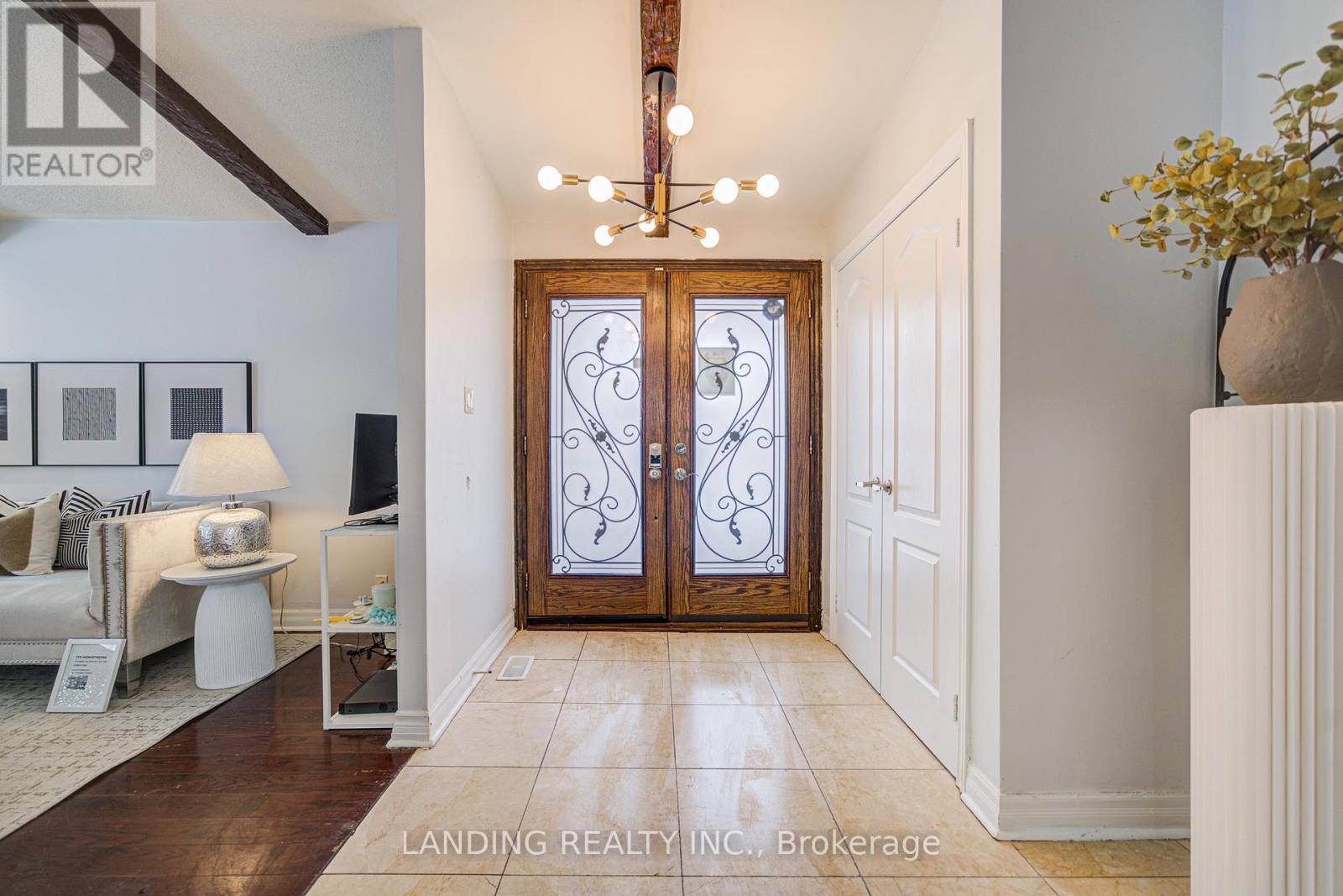 Property image for 61 KINGSLAKE ROAD|Toronto (Don Valley Village), Ontario M2J3E4