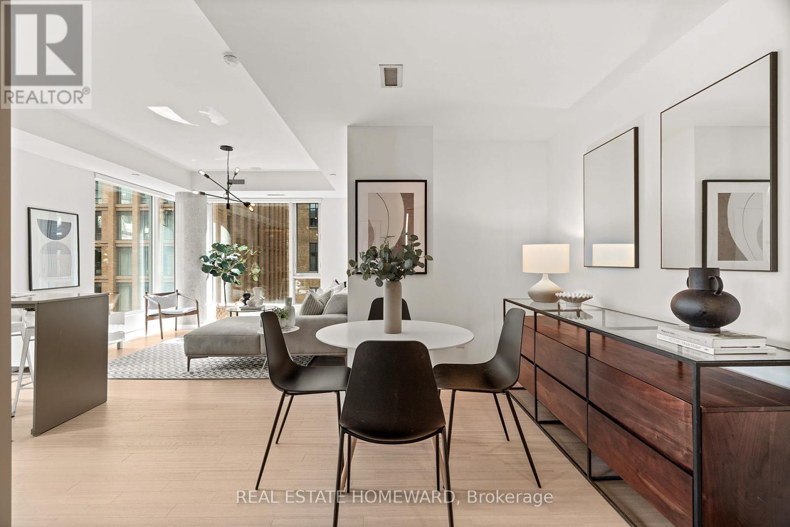 Property image for 606 - 101 PETER STREET|Toronto (Waterfront Communities), Ontario M5V0G6