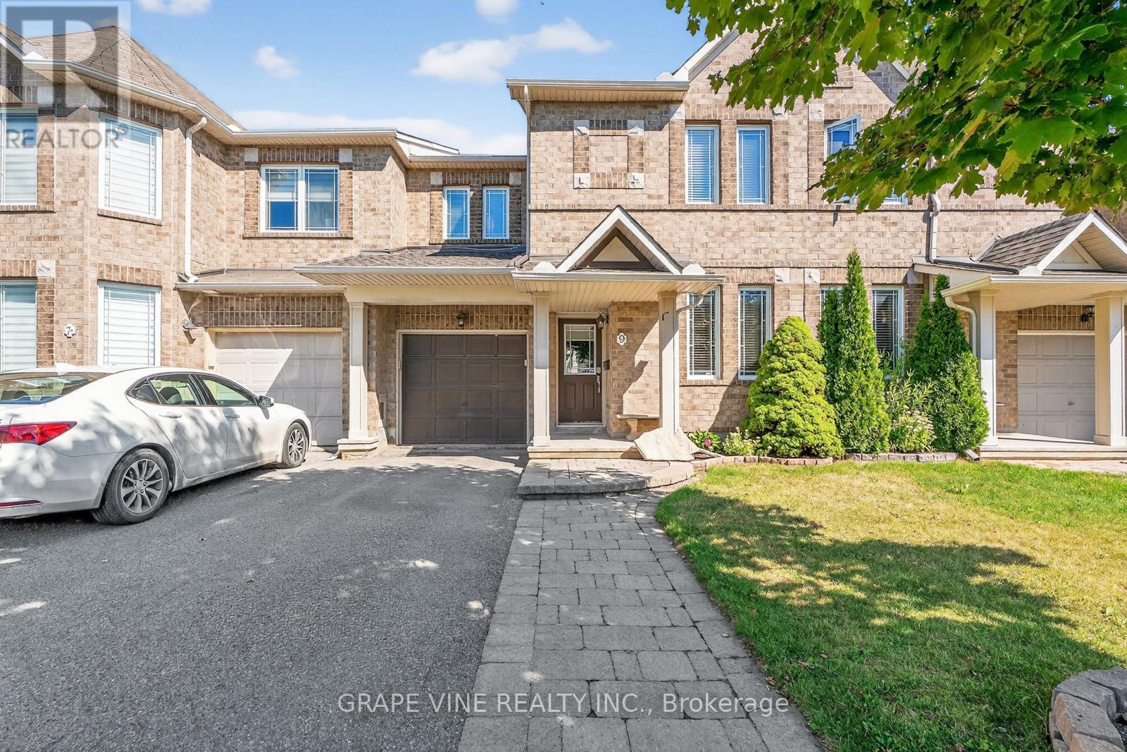 Property image for 9 STONELEIGH STREET|Ottawa, Ontario K2G7A2