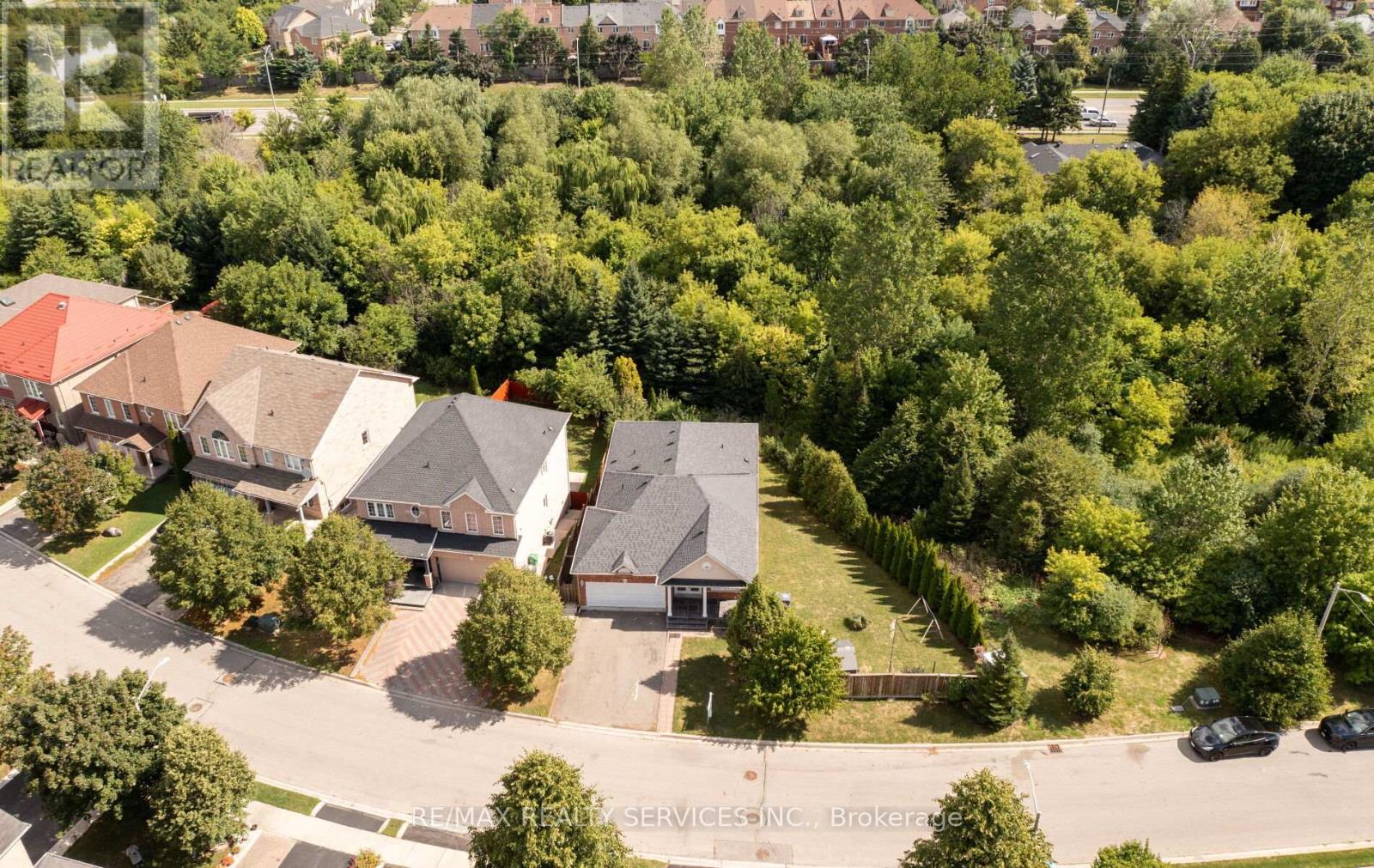 47 ECHORIDGE DRIVE|Brampton (Fletcher's Meadow), Ontario L7A3K8