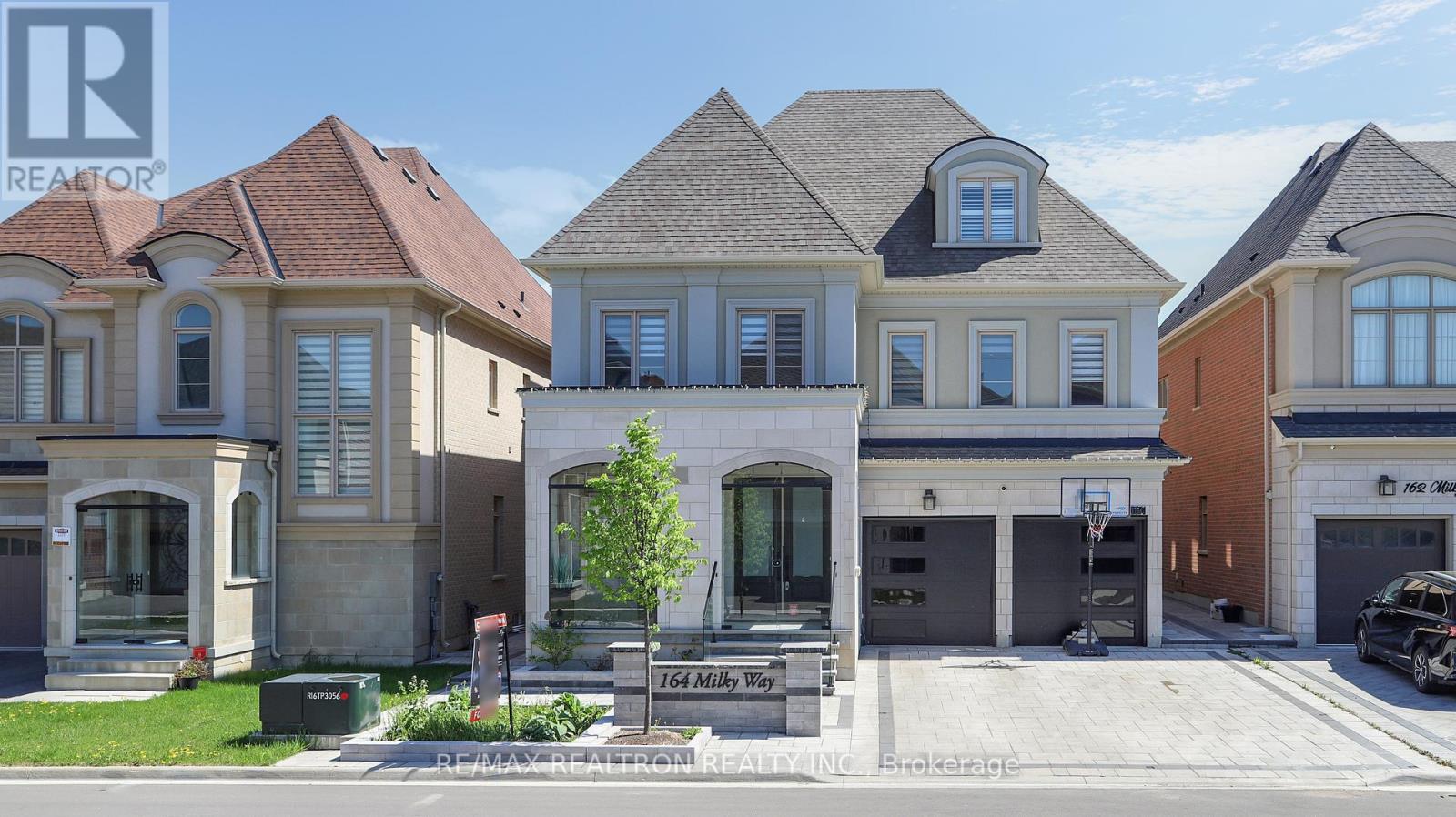 Property image for 164 MILKY WAY DRIVE|Richmond Hill (Observatory), Ontario L4C4Y3