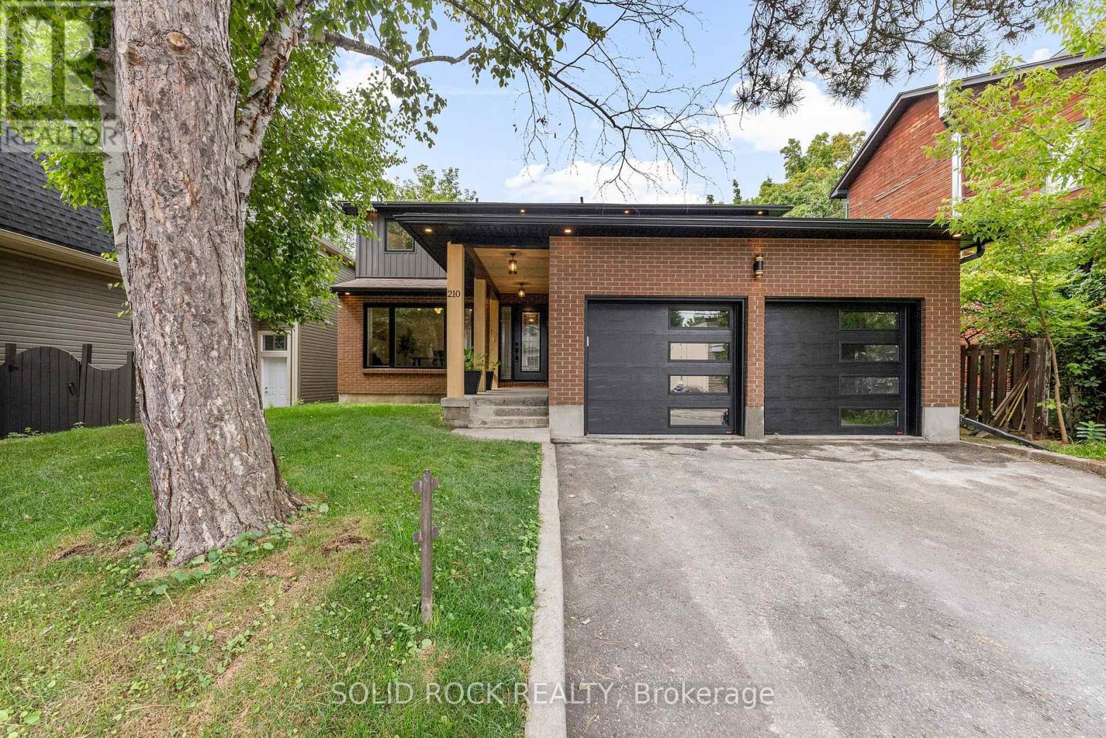 Property image for 210 CARLETON AVENUE|Ottawa, Ontario K1Y0J3