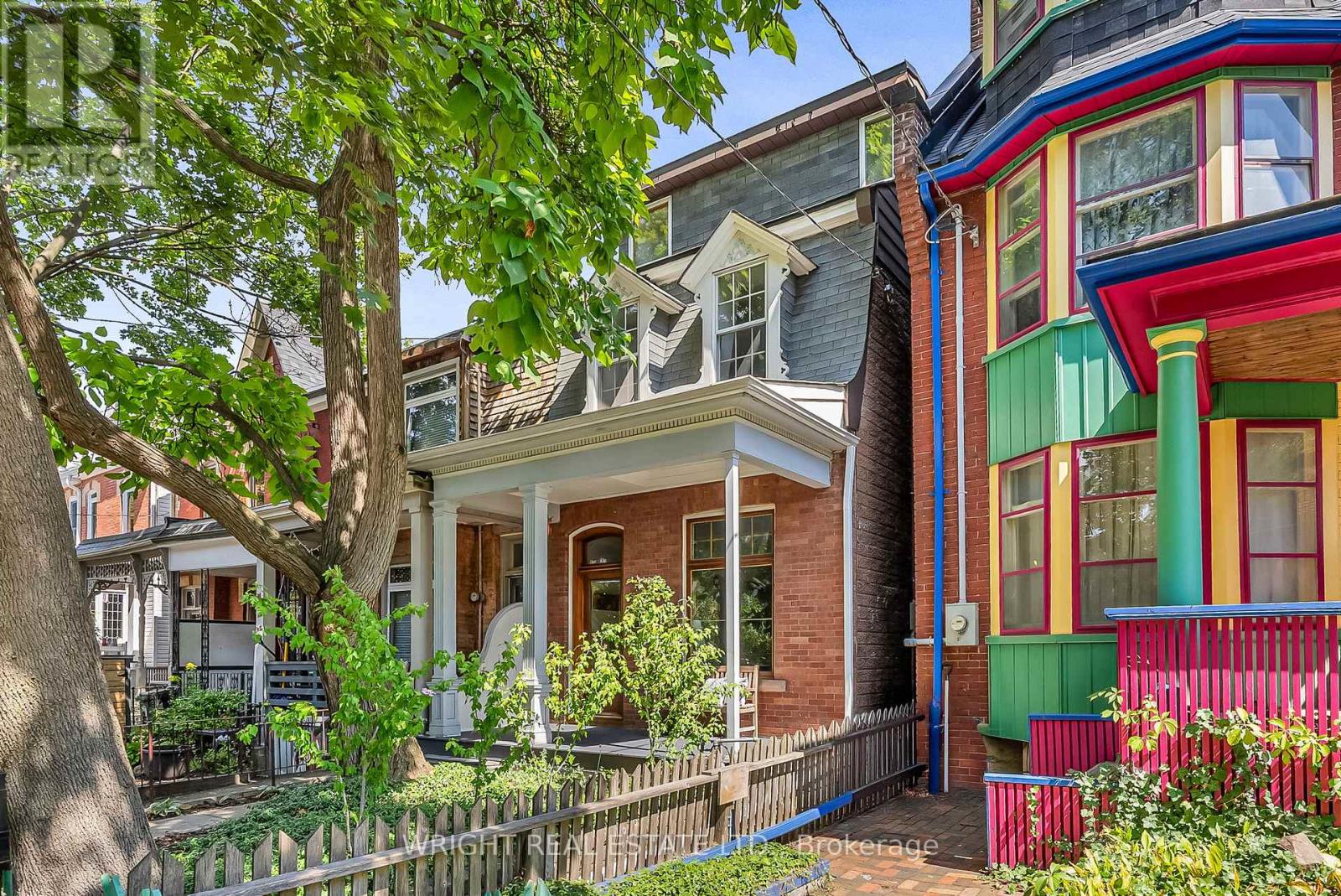 235 MAJOR STREET|Toronto (University), Ontario M5S2L5