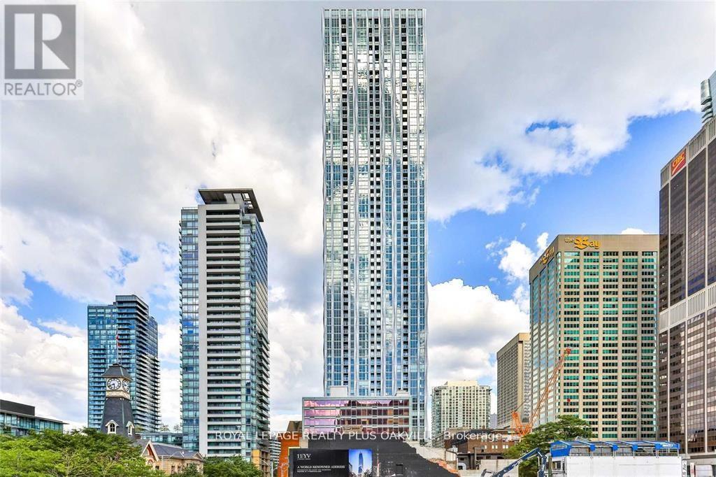 Property image for 3406 - 1 YORKVILLE AVENUE|Toronto (Annex), Ontario M4W0B1