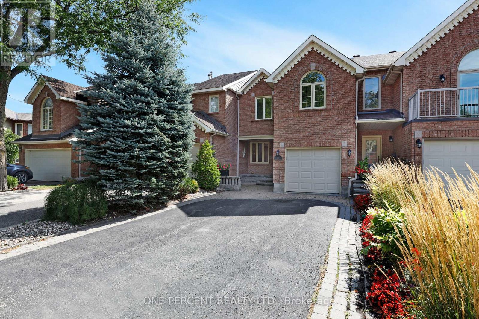 29 WINDEYER CRESCENT|Ottawa, Ontario K2K2P6