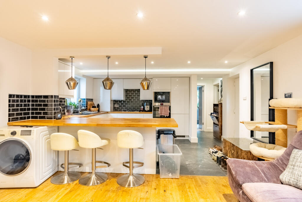 Additional image 6 of Vesta Avenue, St. Albans, Hertfordshire, AL1