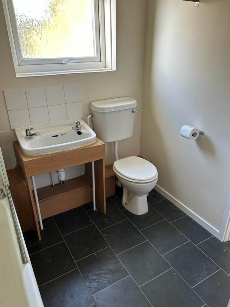 Additional image 4 of Downsfield, Hatfield
