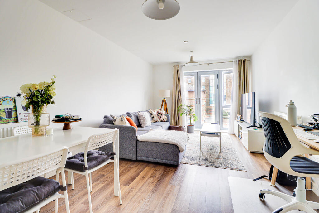 Additional image 11 of Victoria Street, St Albans, AL1