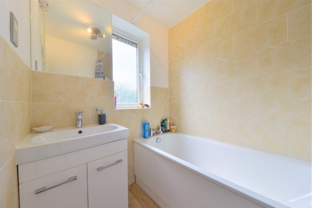 Additional image 12 of Grimthorpe Close, St. Albans, AL3 5RW