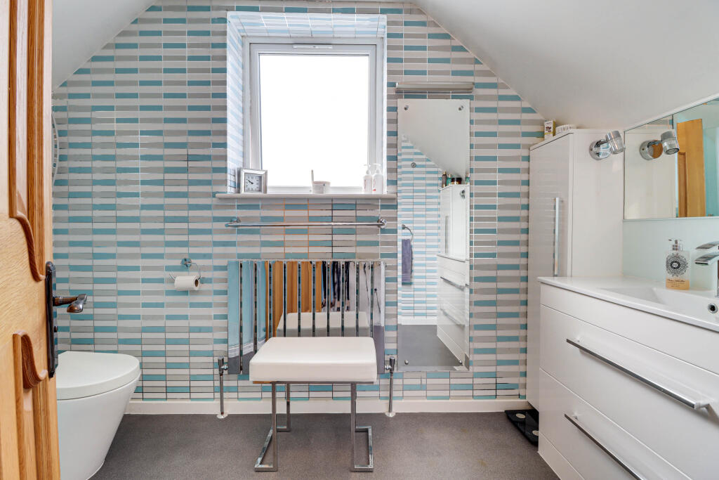 Additional image 19 of North Close, St. Albans, Hertfordshire, AL2