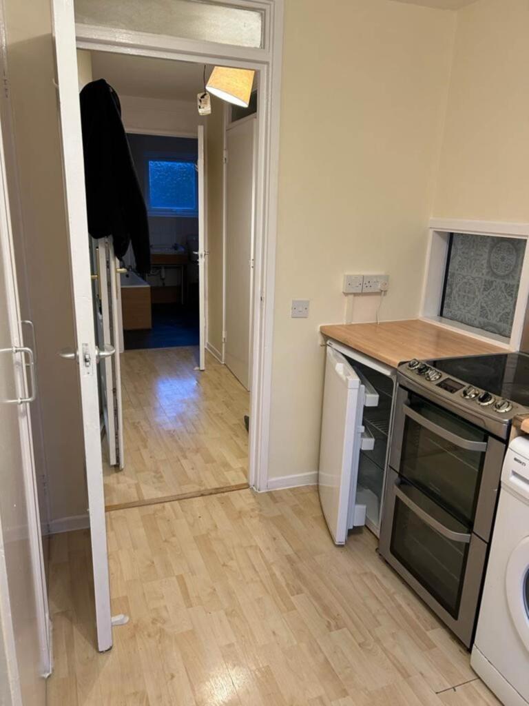 Additional image 13 of Downsfield, Hatfield