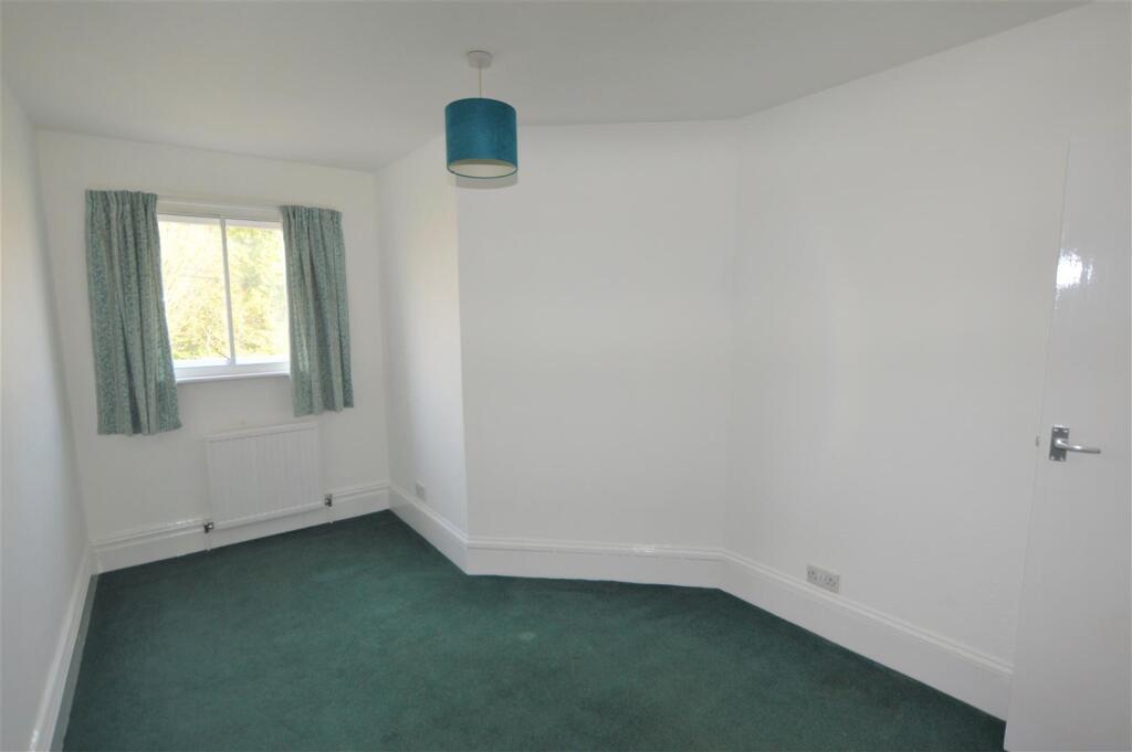 Additional image 4 of High Street, London Colney