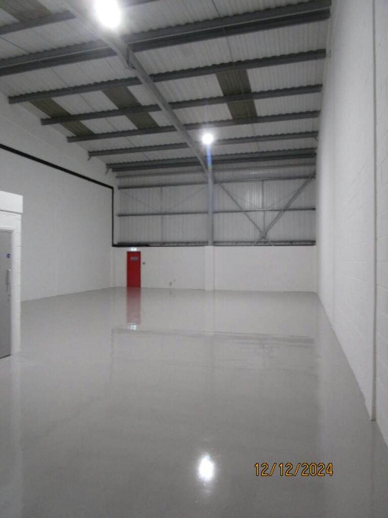 Additional image 16 of Unit 4 Dencora Centre, Campfield Road, St Albans, AL1 5HN