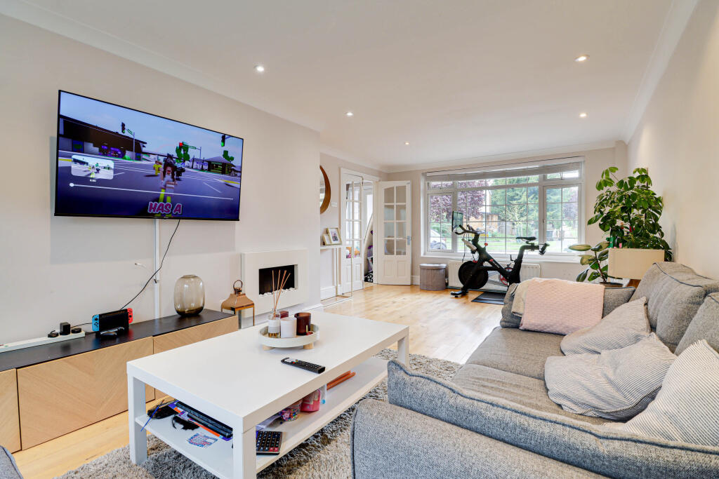 Additional image 2 of Thirlmere Drive, St. Albans, Hertfordshire, AL1