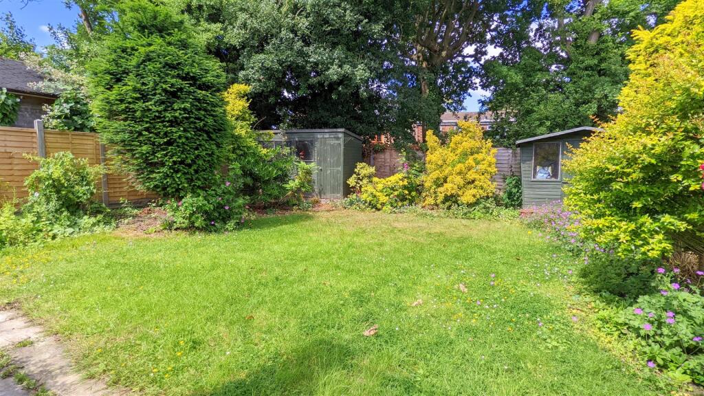 Additional image 10 of Pine Grove, Bricket Wood, St. Albans