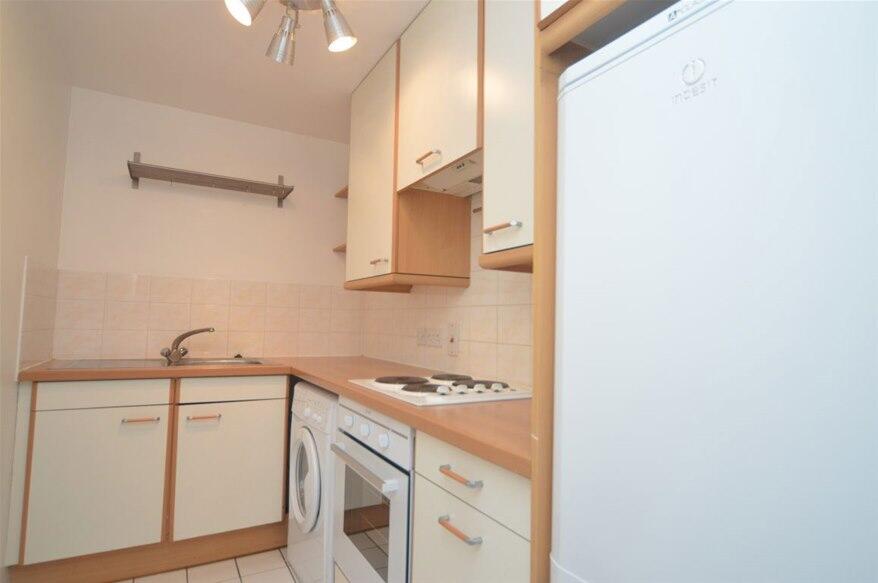 Additional image 8 of Park View Close, St Albans, AL1