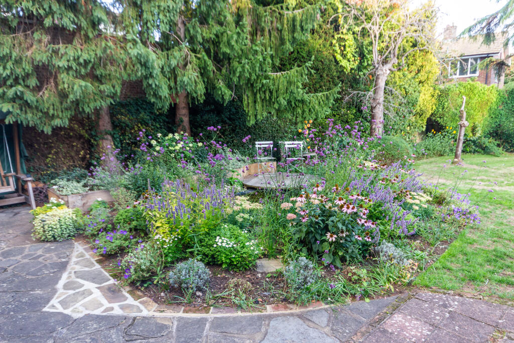 Additional image 27 of Church End, Redbourn, Hertfordshire, AL3