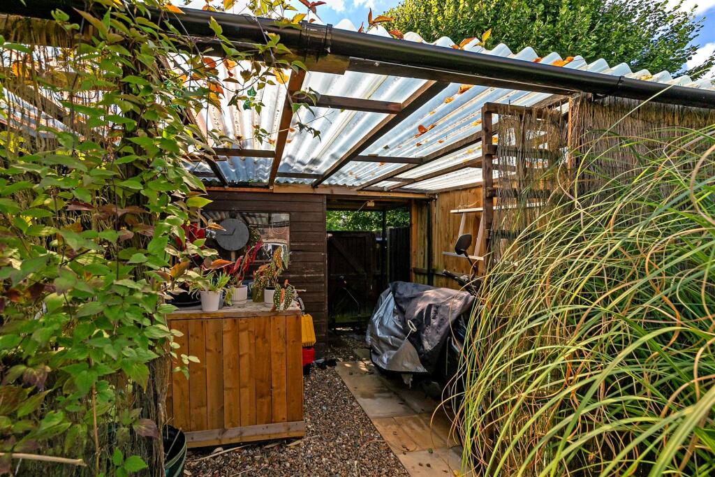 Additional image 11 of Puddingstone Drive, St. Albans