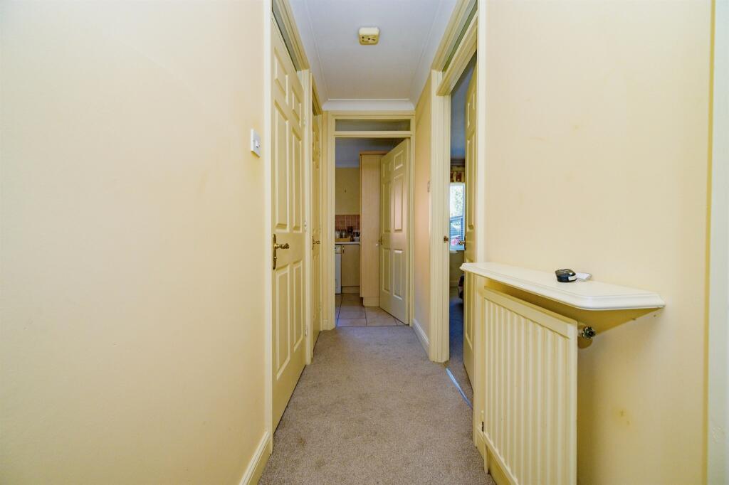 Additional image 8 of Batchwood View, St. Albans