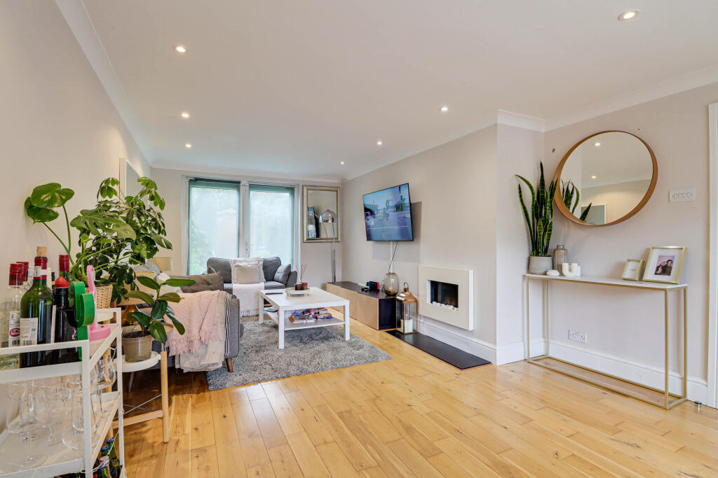 Additional image 3 of Thirlmere Drive, St. Albans, Hertfordshire, AL1