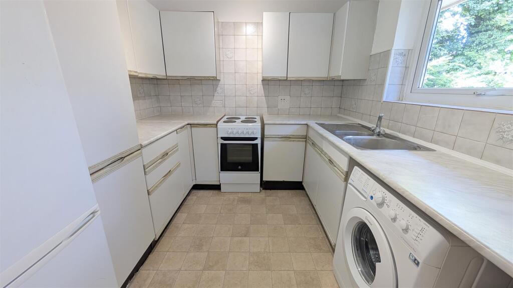 Additional image 4 of Sudbury Court, Ramsbury Road, St. Albans, Hertfordshire