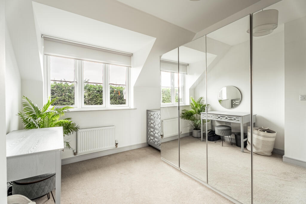 Additional image 20 of Lawrence Close, Smallford, St. Albans, Hertfordshire, AL4